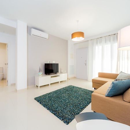 Luxurious 2 Bedroom Apartment Near The Beach Torre de la Horadada Pokój zdjęcie