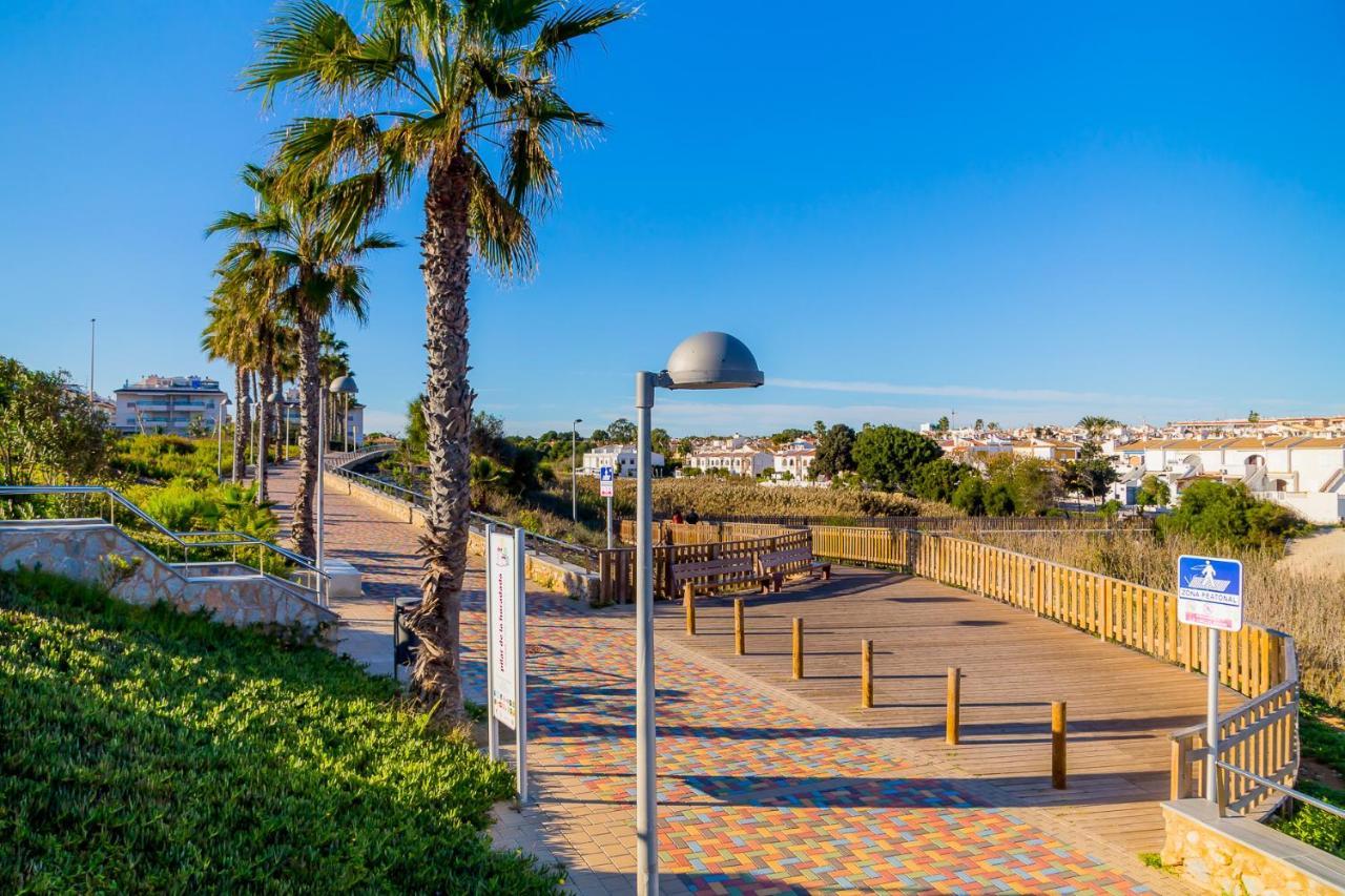 Luxurious 2 Bedroom Apartment Near The Beach Torre de la Horadada Zewnętrze zdjęcie