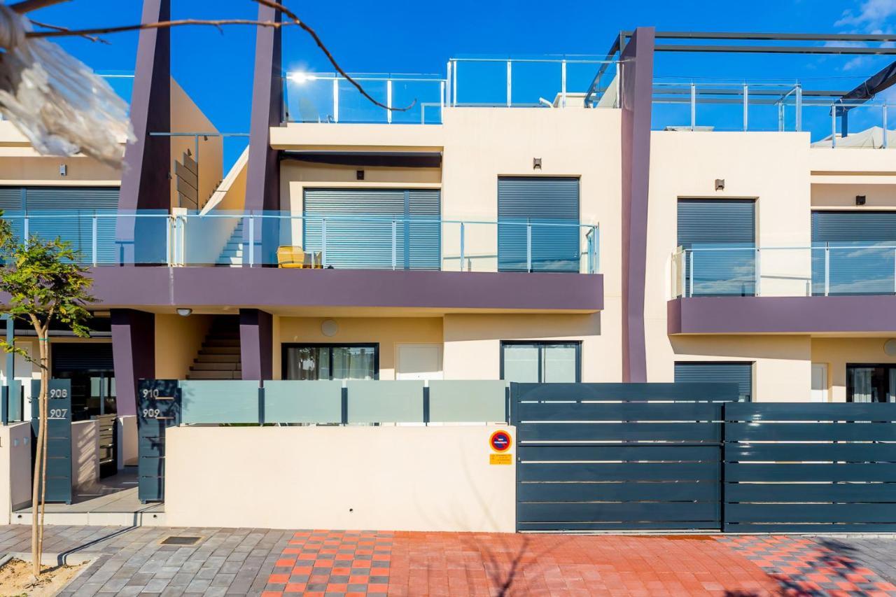 Luxurious 2 Bedroom Apartment Near The Beach Torre de la Horadada Zewnętrze zdjęcie