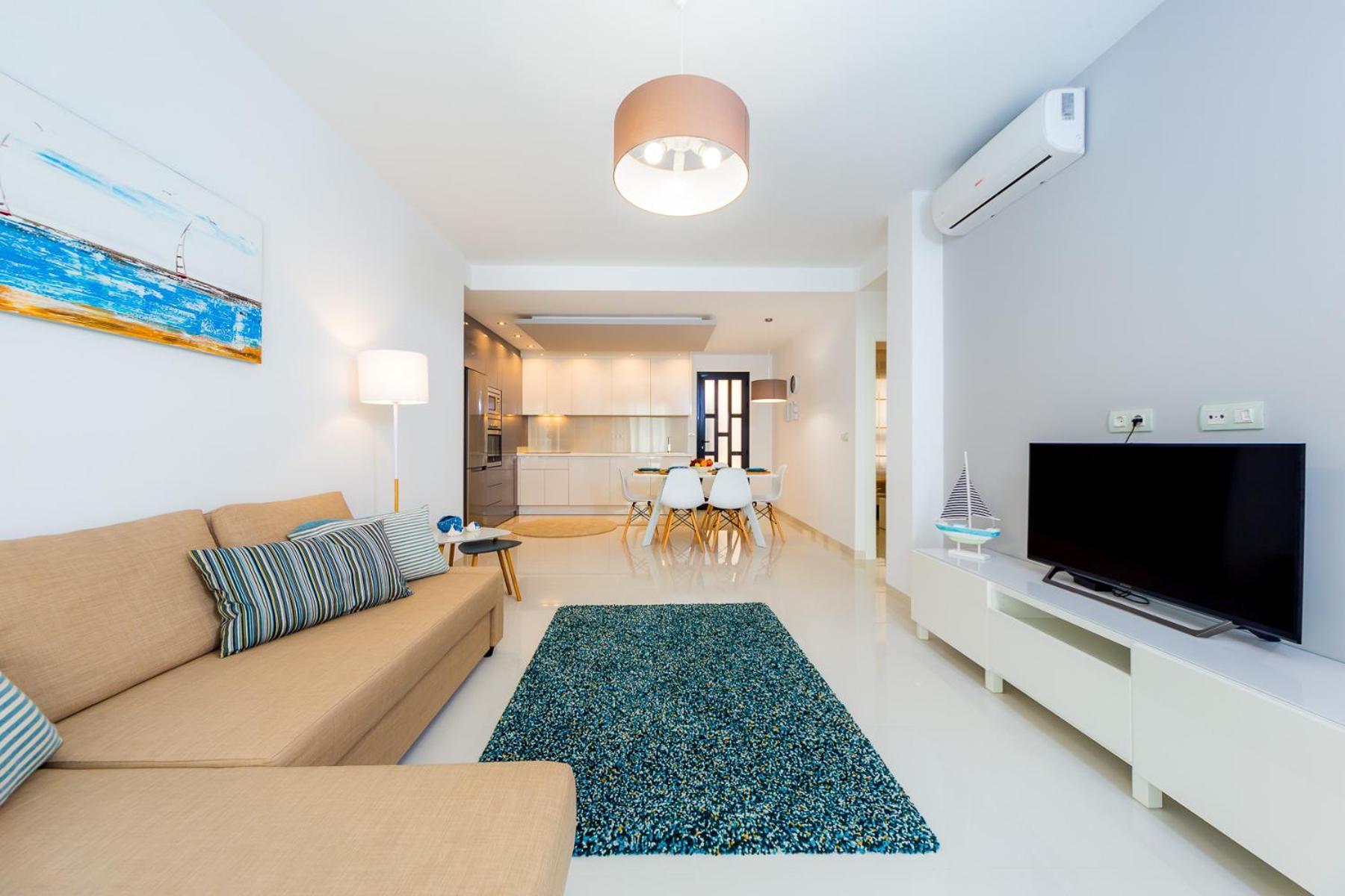 Luxurious 2 Bedroom Apartment Near The Beach Torre de la Horadada Pokój zdjęcie